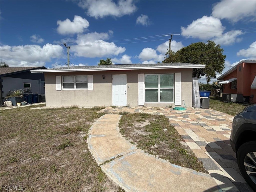 7263 Buchanan RD, Fort Myers, FL 33967