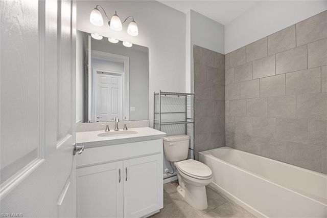 1117 Rolling Brook LN, Naples, FL 34114