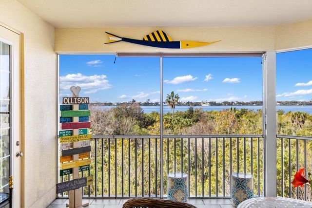 260 HIDDEN BAY DRIVE 304, Osprey, FL 34229