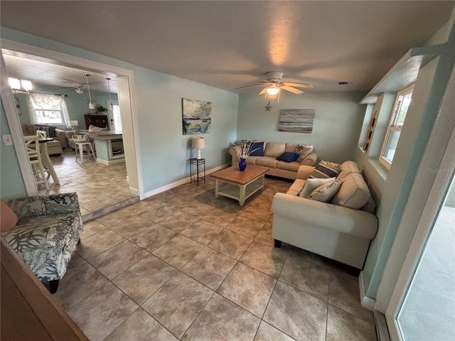 1008 ESTREMADURA DRIVE, Bradenton, FL 34209