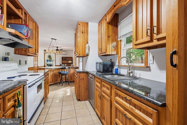 3912 NEWPORT GAP PIKE, Wilmington, DE 19808