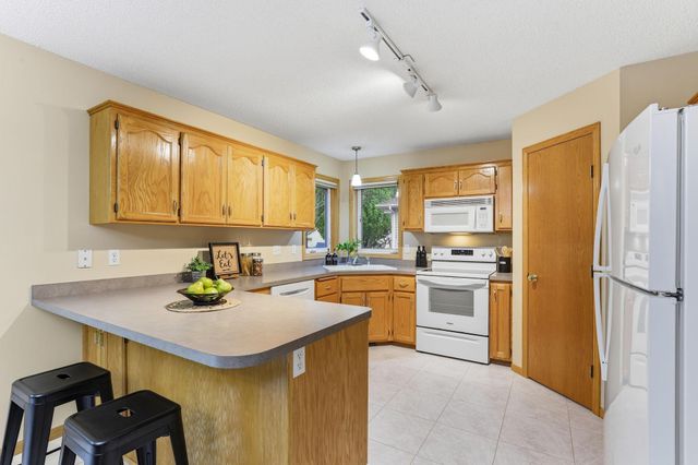 4522 Impatiens Avenue N, Brooklyn Park, MN 55443