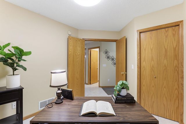 4522 Impatiens Avenue N, Brooklyn Park, MN 55443