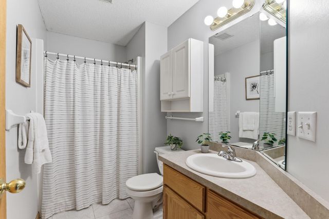 4522 Impatiens Avenue N, Brooklyn Park, MN 55443