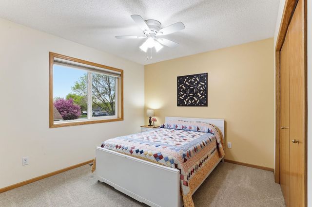 4522 Impatiens Avenue N, Brooklyn Park, MN 55443