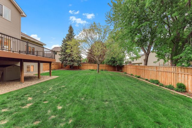 4522 Impatiens Avenue N, Brooklyn Park, MN 55443