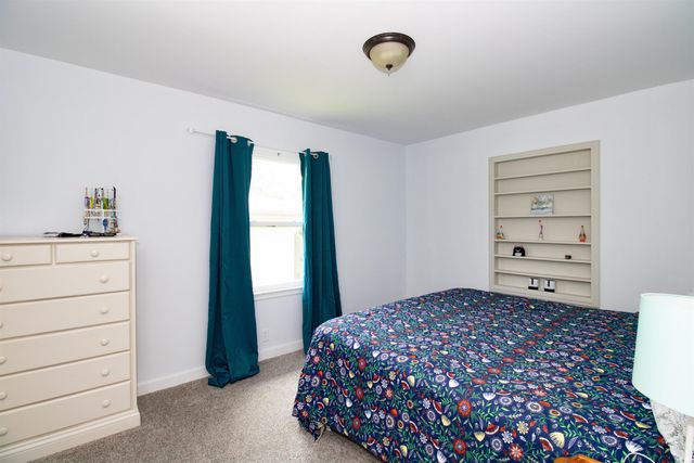 1209 Dereham Drive, Mount Vernon, IN 47620
