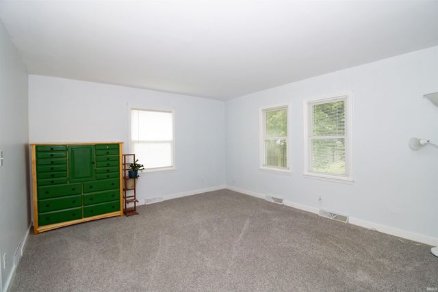 1209 Dereham Drive, Mount Vernon, IN 47620