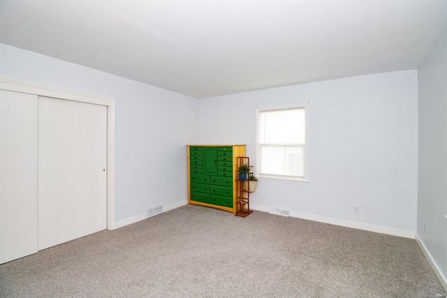 1209 Dereham Drive, Mount Vernon, IN 47620