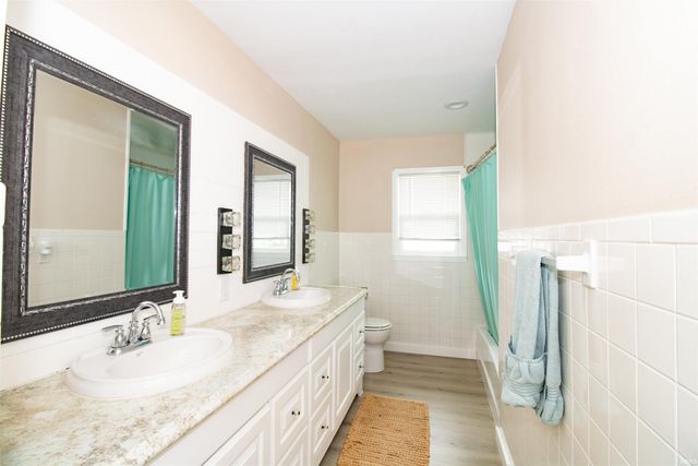 1209 Dereham Drive, Mount Vernon, IN 47620