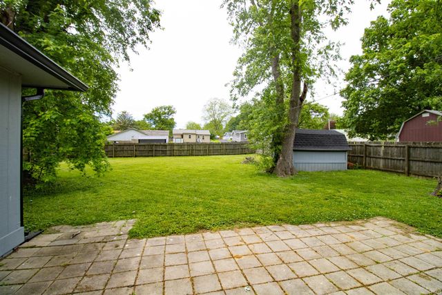 1209 Dereham Drive, Mount Vernon, IN 47620