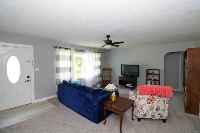 1209 Dereham Drive, Mount Vernon, IN 47620