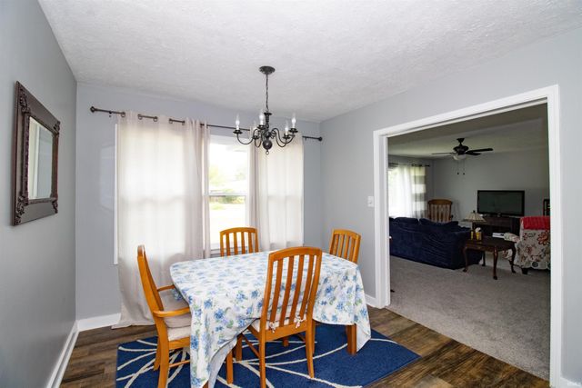 1209 Dereham Drive, Mount Vernon, IN 47620