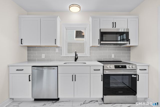 94 Morris Street, West Haven, CT 06516