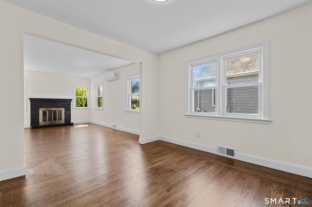 94 Morris Street, West Haven, CT 06516