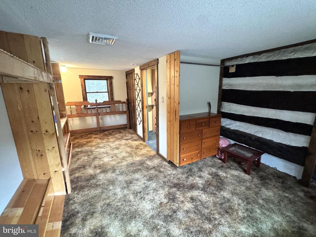 Image 14 of property listing at 435 LAUREL RUN RD, Mifflintown, PA 17059