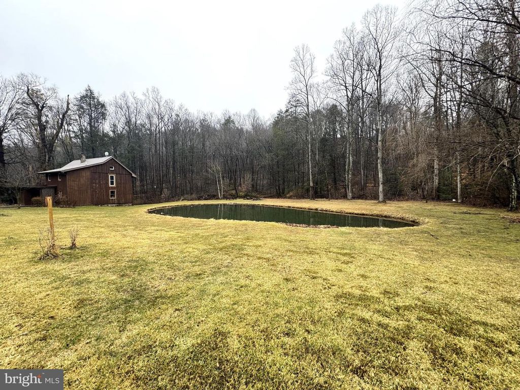 Image 25 of property listing at 435 LAUREL RUN RD, Mifflintown, PA 17059