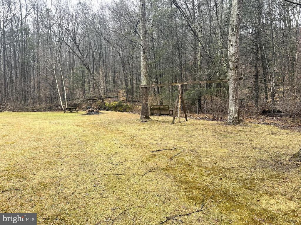 Image 27 of property listing at 435 LAUREL RUN RD, Mifflintown, PA 17059