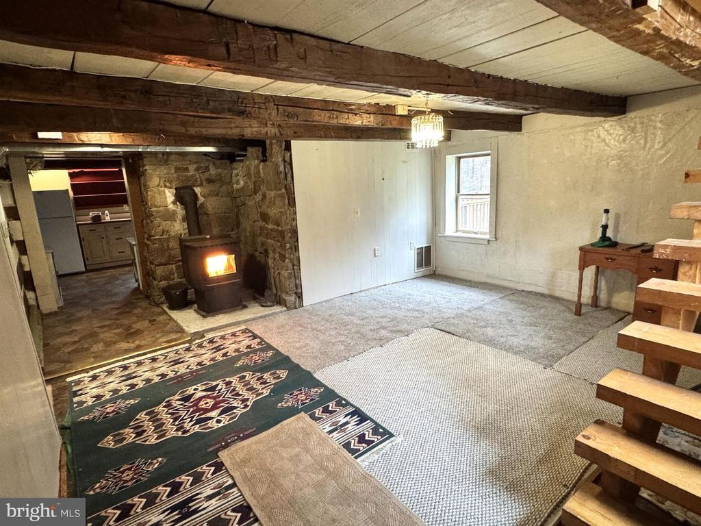 Image 5 of property listing at 435 LAUREL RUN RD, Mifflintown, PA 17059