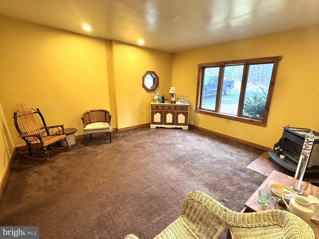 Image 9 of property listing at 435 LAUREL RUN RD, Mifflintown, PA 17059