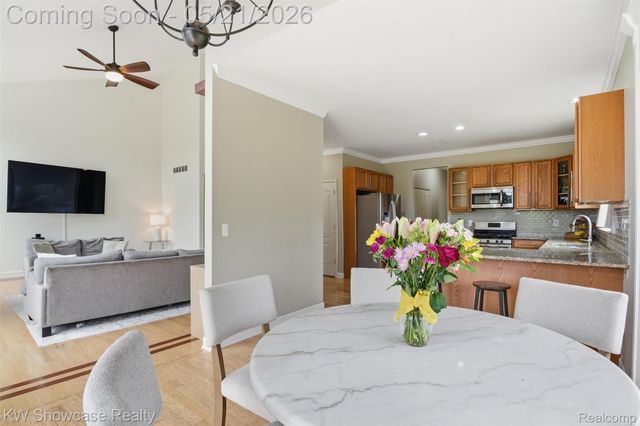 2143 Warbler Court, Commerce Charter Township, MI 48382