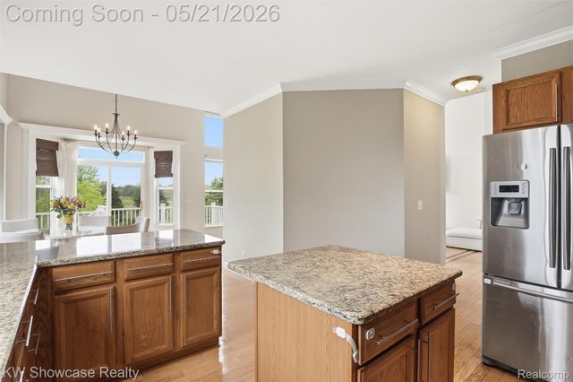 2143 Warbler Court, Commerce Charter Township, MI 48382