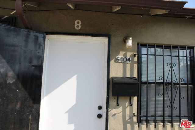 6340 10th Avenue 6404, Los Angeles, CA 90043