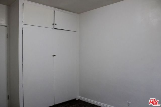 6340 10th Avenue 6404, Los Angeles, CA 90043