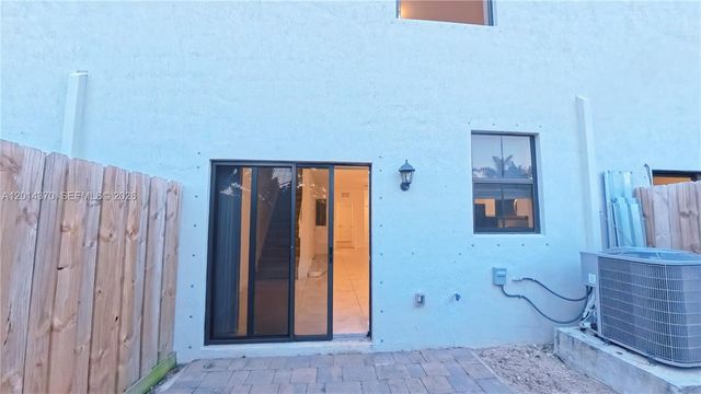 1220 NE 5th Ct 1232, Florida City, FL 33034