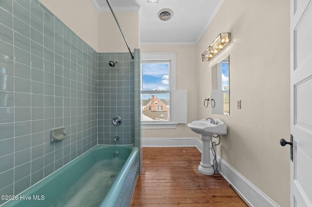 1305 N Market Street, Washington, NC 27889