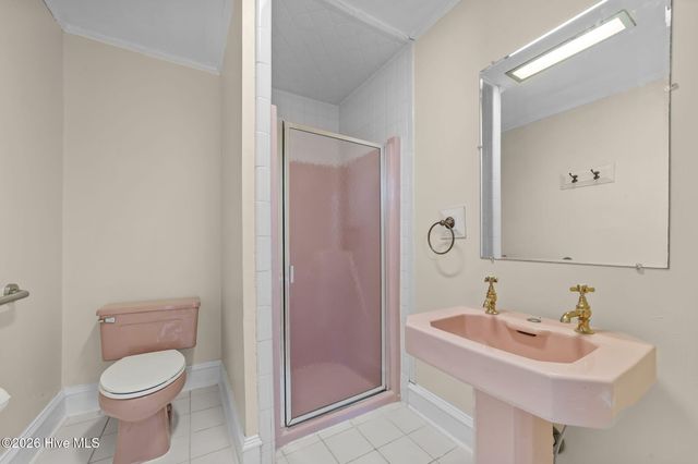 1305 N Market Street, Washington, NC 27889