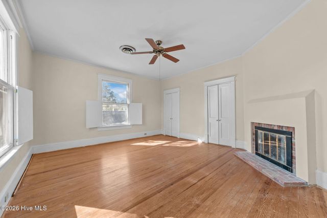 1305 N Market Street, Washington, NC 27889