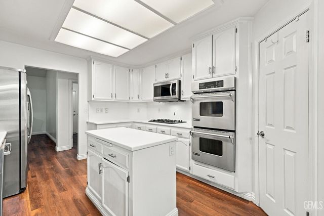 10500 Attleboro Avenue, Bakersfield, CA 93311