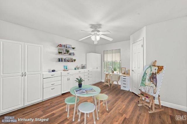 10500 Attleboro Avenue, Bakersfield, CA 93311