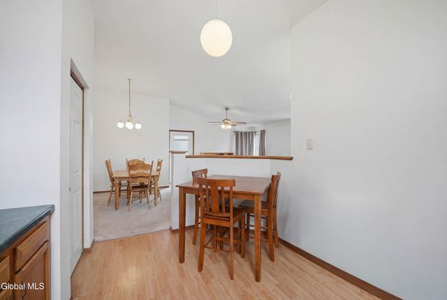 824 Ridge Circle, Troy, NY 12182