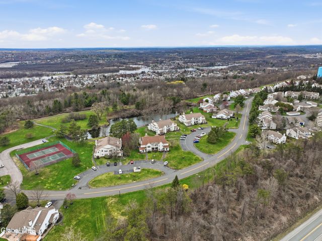 824 Ridge Circle, Troy, NY 12182