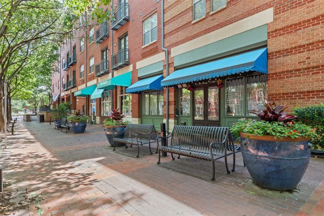 15759 Seabolt 44, Addison, TX 75001