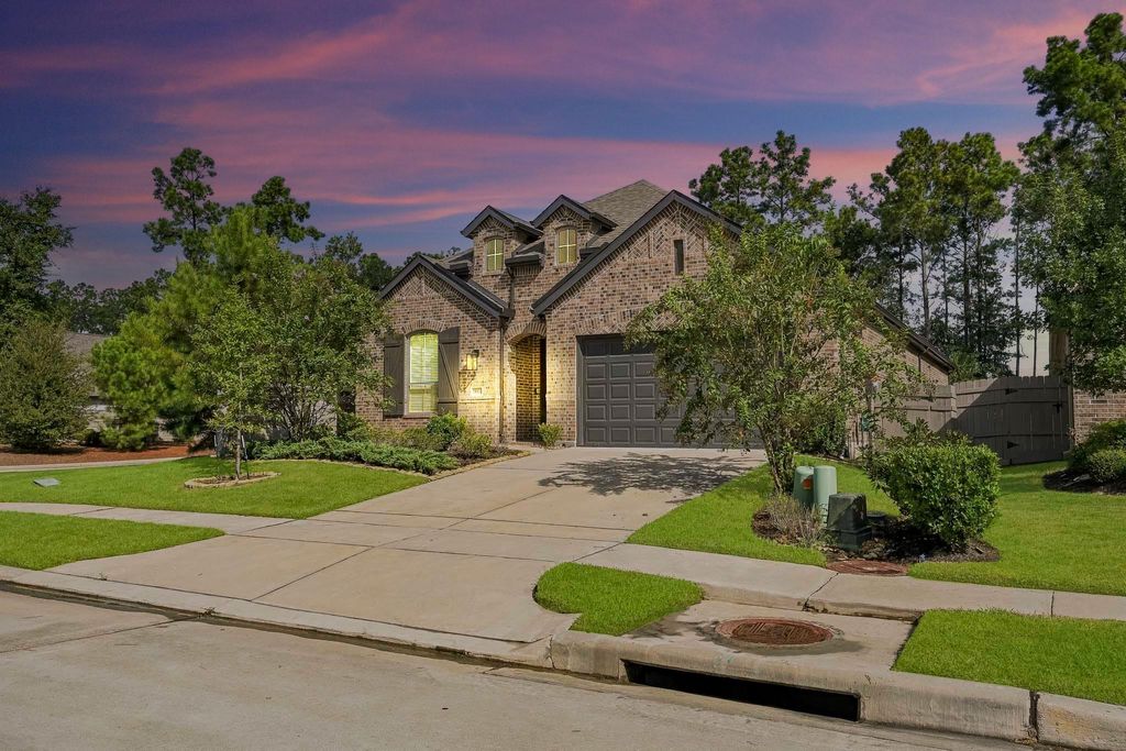 14831 Cherry Brick Drive, Conroe, TX 77302