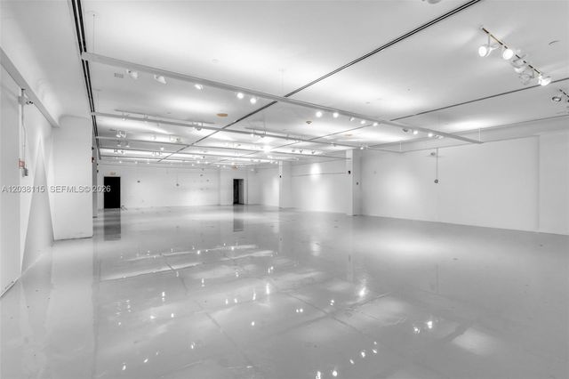 721 Collins Avenue, Miami Beach, FL 33139