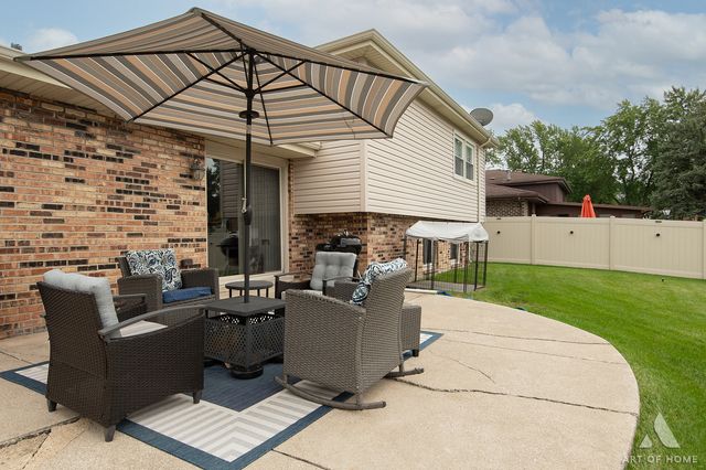 444 S DORCHESTER Avenue, Glenwood, IL 60425