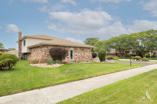 444 S DORCHESTER Avenue, Glenwood, IL 60425