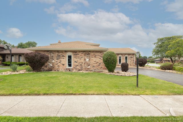 444 S DORCHESTER Avenue, Glenwood, IL 60425