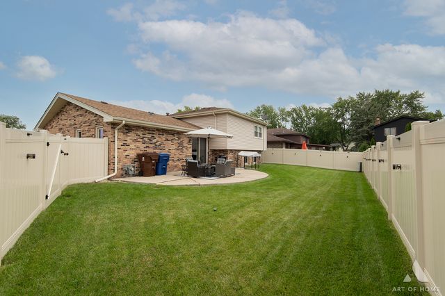 444 S DORCHESTER Avenue, Glenwood, IL 60425