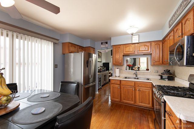 444 S DORCHESTER Avenue, Glenwood, IL 60425