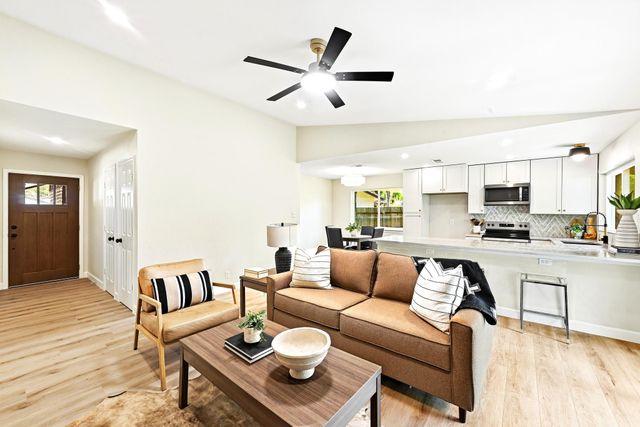 12210 Waxwing CIR, Austin, TX 78750