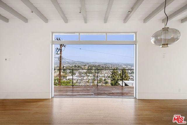 631 CROSS Avenue, Los Angeles, CA 90065