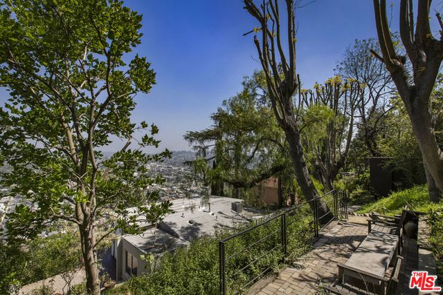 631 CROSS Avenue, Los Angeles, CA 90065