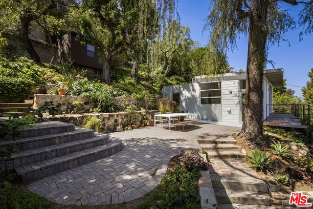 631 CROSS Avenue, Los Angeles, CA 90065