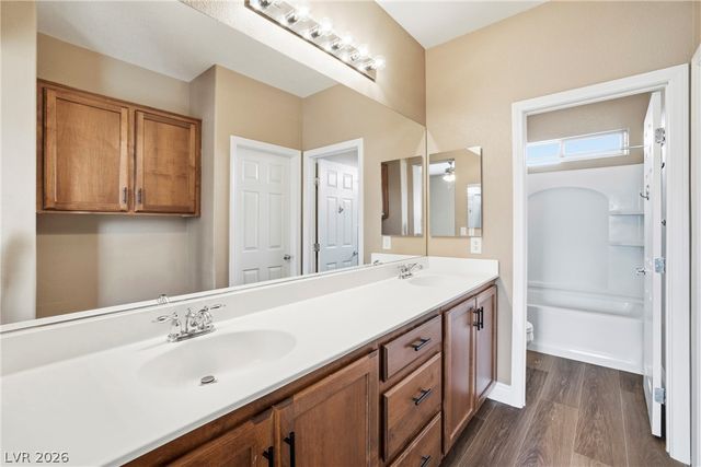 7616 Perla Del Mar Avenue, Las Vegas, NV 89179