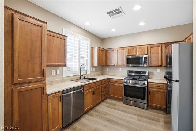 7616 Perla Del Mar Avenue, Las Vegas, NV 89179